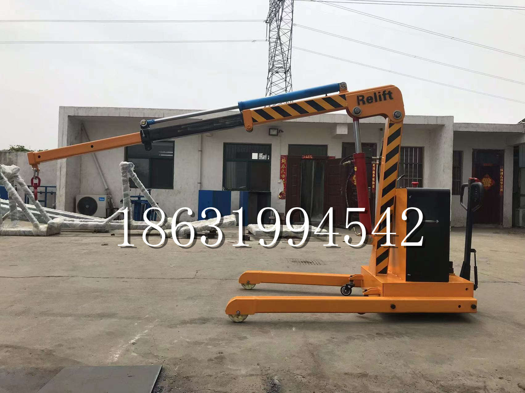 五台县久征定做3吨三轮随车吊 农用园林绿化移树吊 平板工程用小吊机