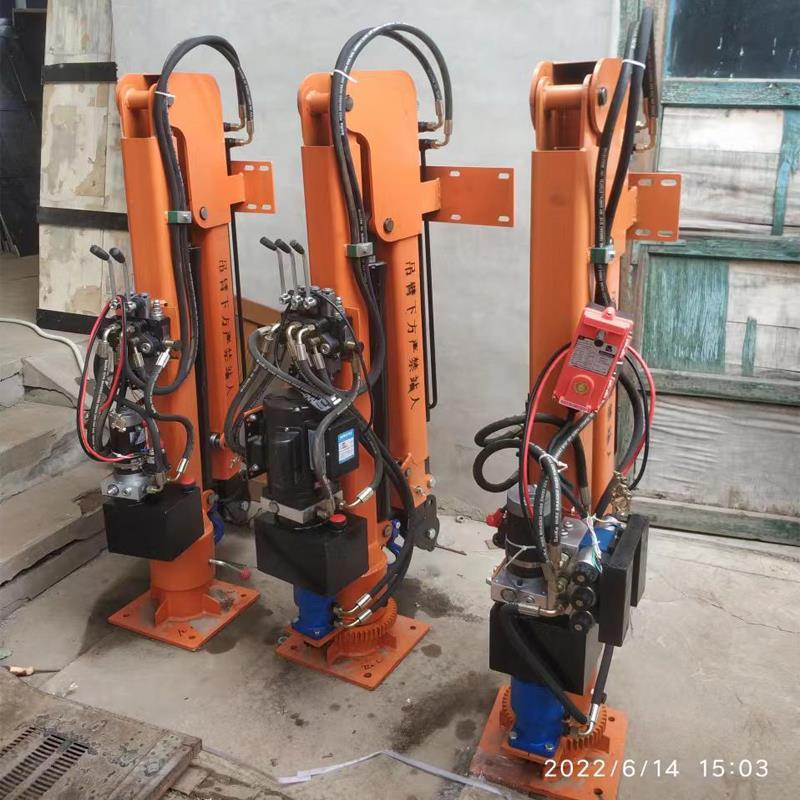 五台县重汽蓝牌随车吊 3.2吨 国六动力强 液压驱动 农用自卸起重机